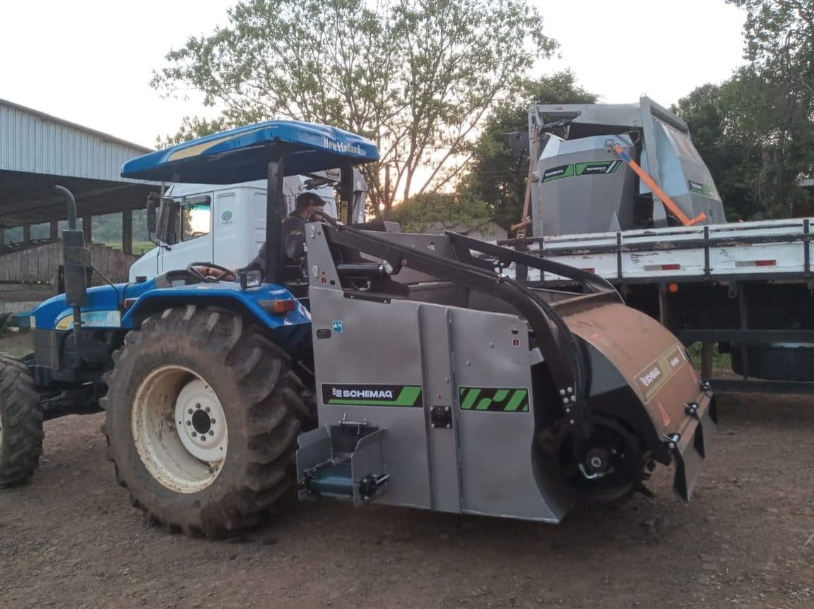 Desinsiladeiras e toda linha de pecuaria de leite Schemaq com garantia de fabrica e o melhor preco do Brasil!!!! - 8