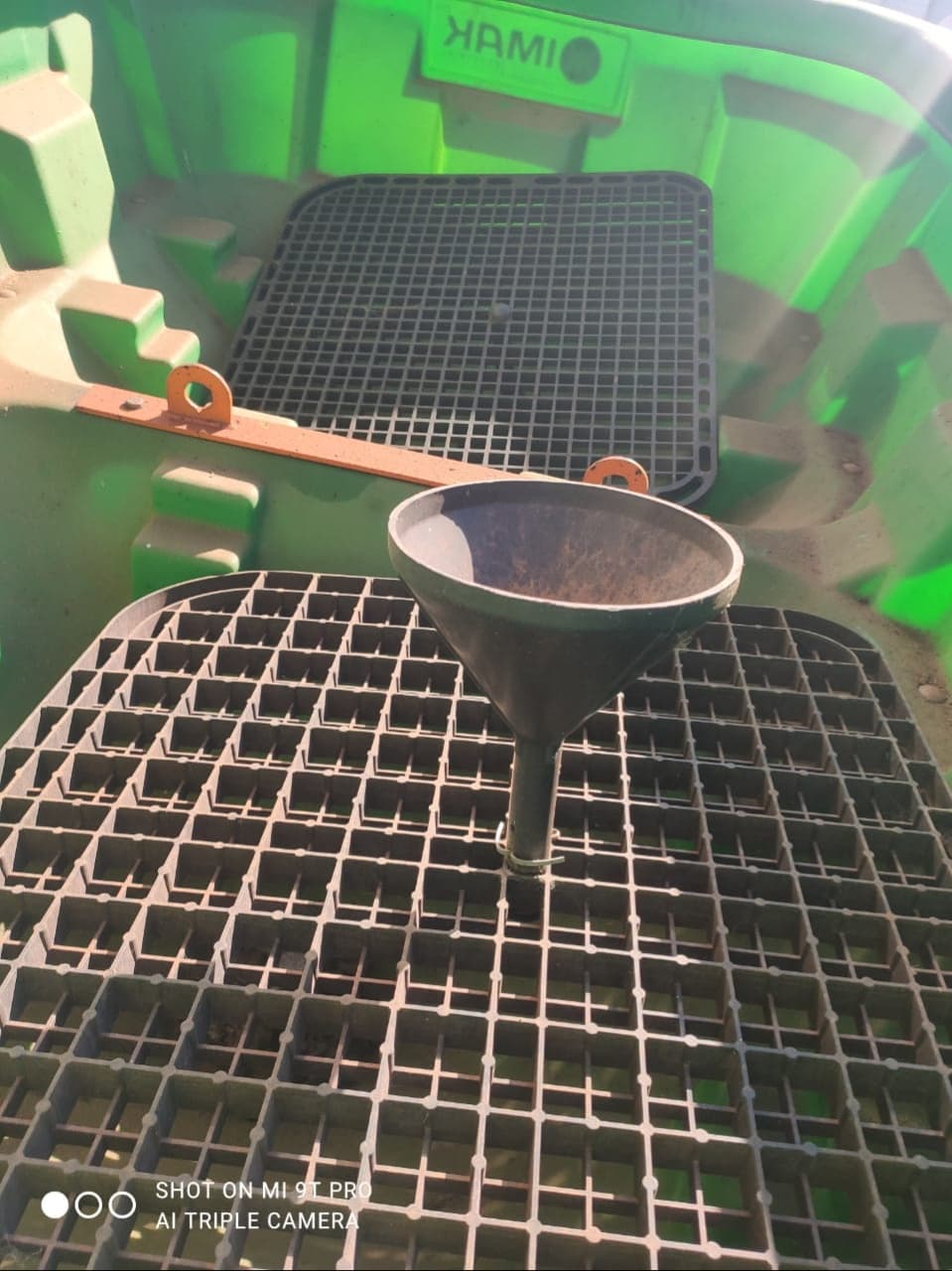 Distribuidor de fertilizantes IMAK Modelo DF 1300 - 5